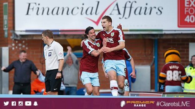 Jediný gól dnešného stretnutia strelil waleský reprezentant Sam Vokes (č. 9).