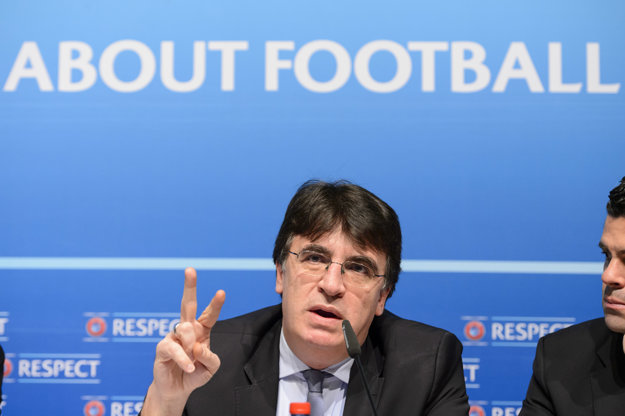 Zastupujúcim prezidentom UEFA je grécky generálny sekretár riadiacej organizácie Theodore Theodoridis.
