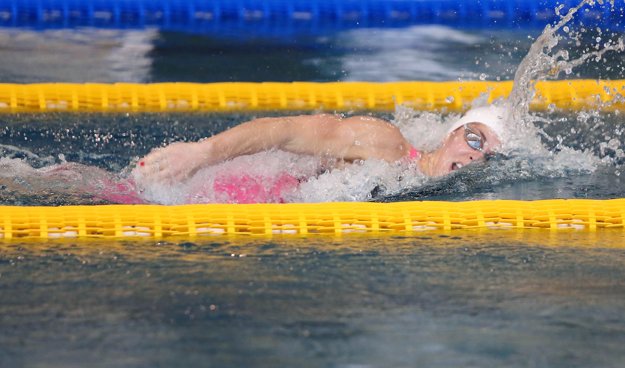 Na 100 m voľný spôsob skončila Listopadová trinásta.