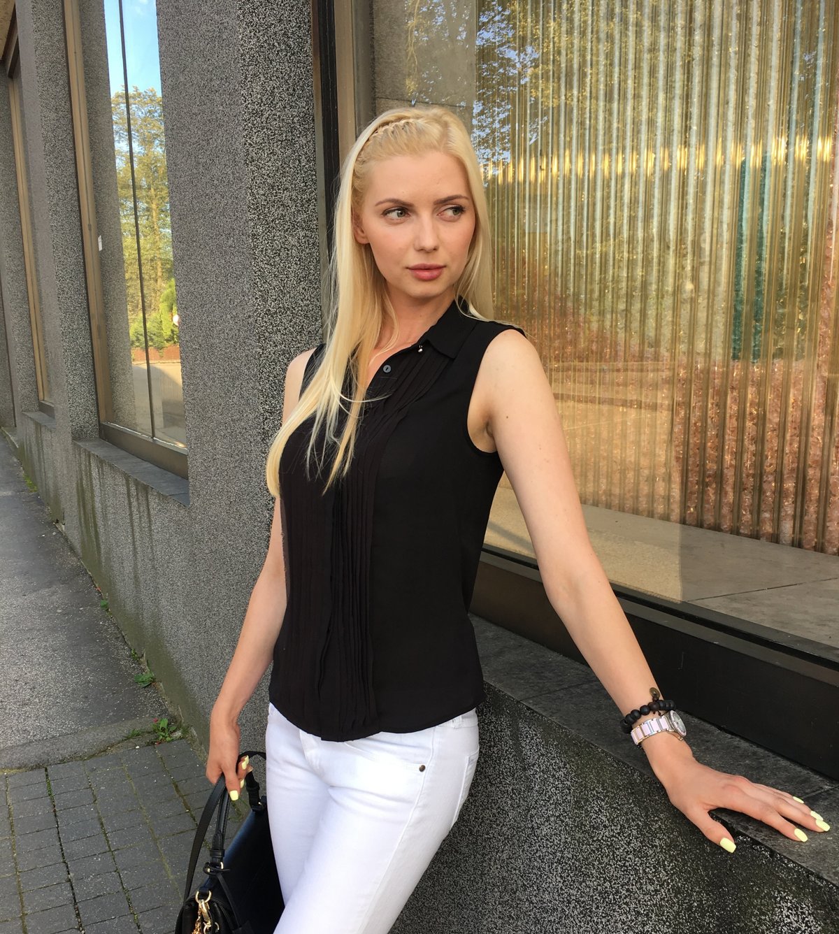 príťažlivé Lezbické sex v kuchyni