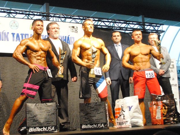 Víťazi kategórie Men´s Physique do 180 centimetrov.
