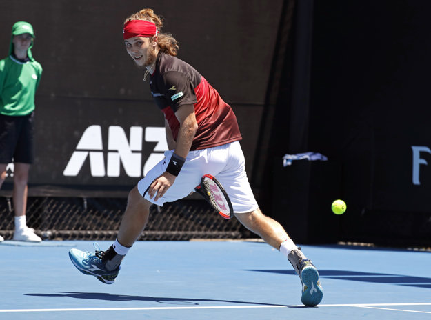 V Melbourne postúpil Lukáš Lacko druhýkrát v kariére do tretieho kola.