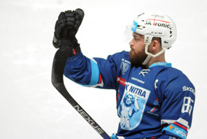Marek Slovák si výkonmi v drese Nitry vyslúžil reprezentačnú nomináciu, Martinčanom strelil dva góly. 