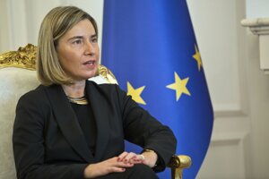 Federica Mogheriniová v Kosove.
