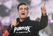 Robbie Williams.