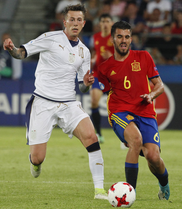 Dani Ceballos (vpravo) predviedol počas zápasu deväť vydarených driblingov, čo je viac ako ktorýkoľvek iný hráč v celom priebehu ME.