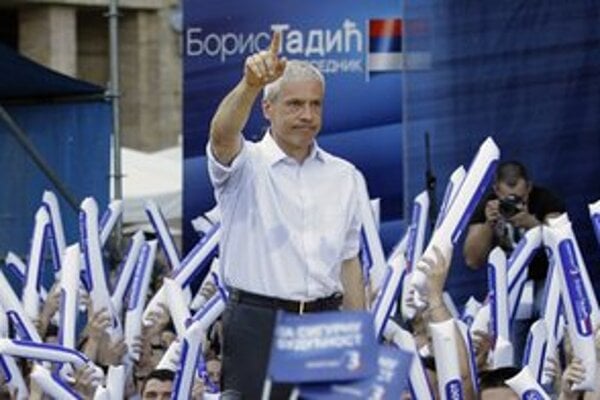 Socialisti v druhom kole prezidentských volieb podporia Borisa Tadiča.