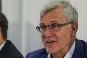 Je to nešportové gesto, predovšetkým voči dvom prvoligistom, hovorí predseda predstavenstva HKM Zvolen Dušan Mráz.
