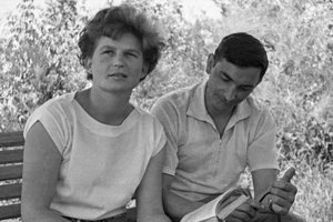 Valentina Tereškovová a Valerij Bykovskij počas predletových dní v júni 1963.