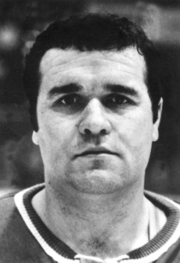 Hokejový brankár Vladimír Dzurilla pred Majstrovstvami sveta 1969 v Štokholme.
