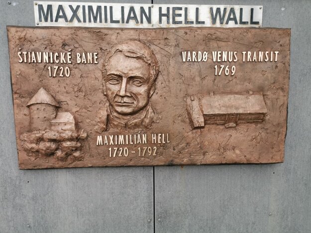 Tabuľa Maximiliana Hella.
