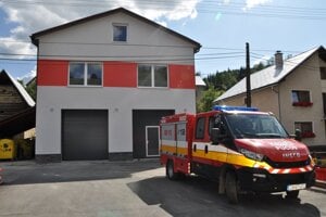 Vynovená hasičská zbrojnica v Pucove.