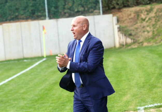 Ján Balázs je jedným z „futbalových“ starostov v oblasti. Nedávno sa zaslúžil aj o rekonštrukciu stánku v Klasove.