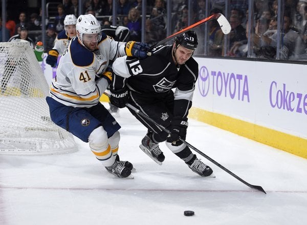 sabres_kings_hockey377299194152--1-_r7913_res.jpg