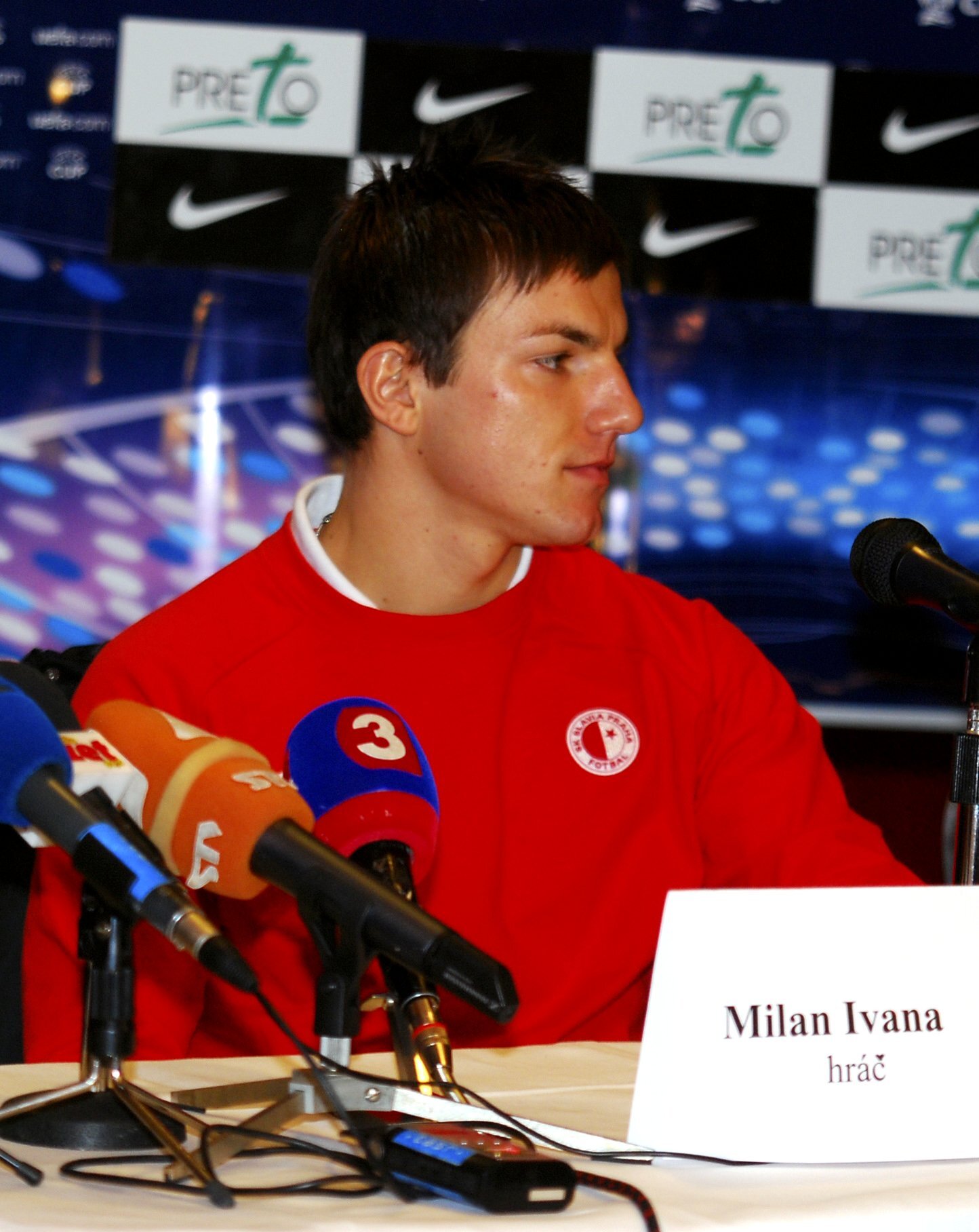 20081126slavia_tk3_r614.jpg