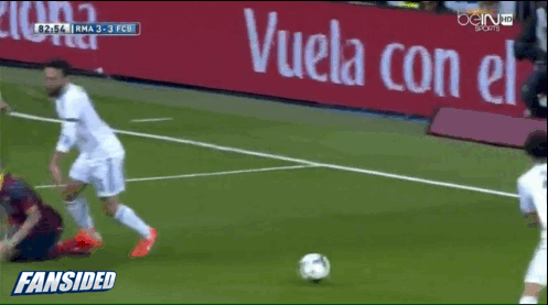 xabi-foul-1-1_r8596.gif