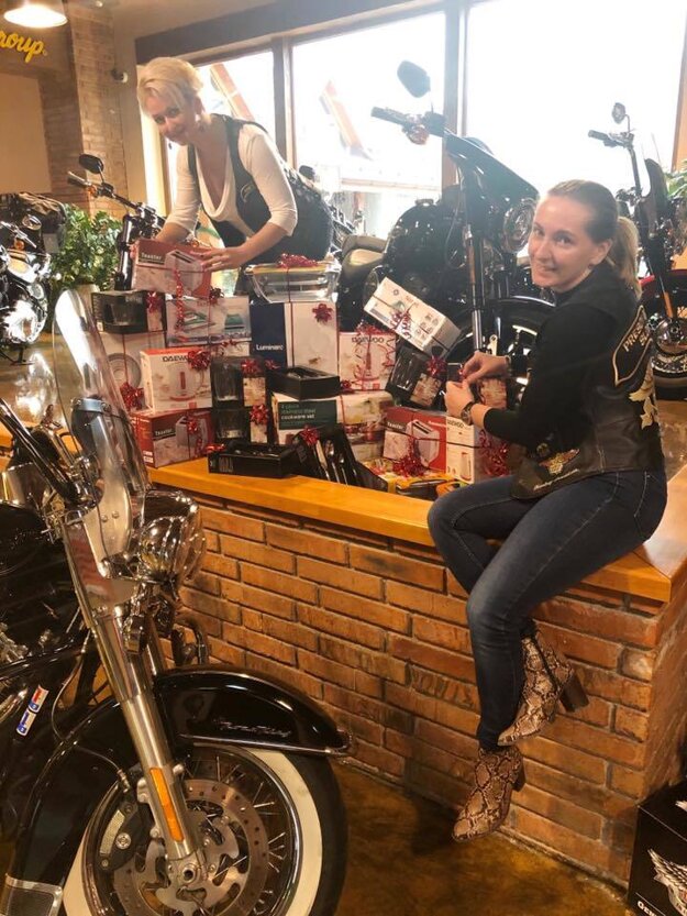 Dievčatá z NO HOG Chapter Prešov Slovakia - Ladies of Harley