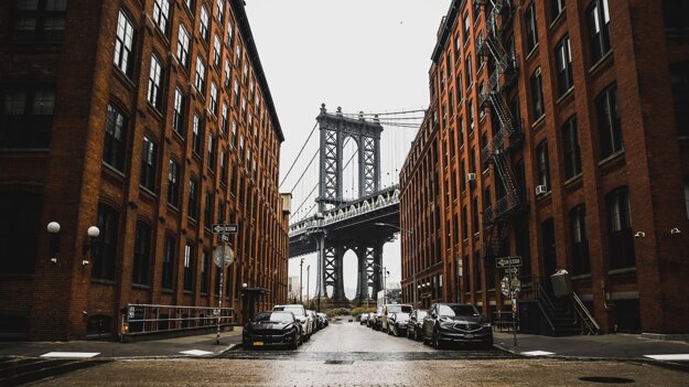 Washington Street a pohľad na Manhattan Bridge