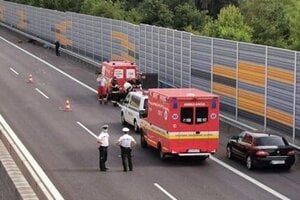 Na miesto nehody prišli všetky záchranné zložky.