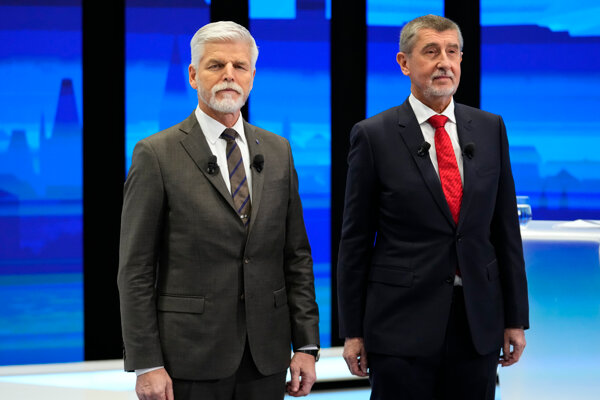 České prezidentské voľby: Pavel alebo Babiš. Česi si volia nového prezidenta