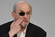 Britský spisovateľ indického Salman Rushdie na veľtrhu vo Frankfurte nad Mohanom.