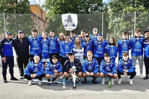 Nitrianski Rytieri U18, bronzoví medailisti v extralige. 