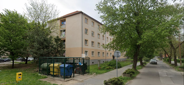 Rodina v núdzi nájde bývanie aj v bytovke na Jesennej. (zdroj: Google maps)