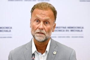 Nemocnica sa za formaldehyd v roztoku ospravedlnila. Vinu na svojej strane odmieta