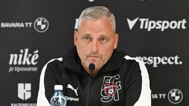 Tréner Michal Ščasný. (zdroj: TASR)