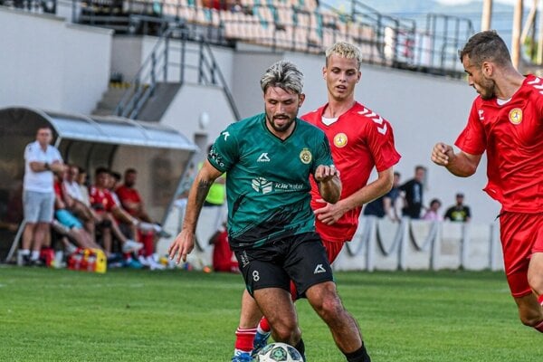Prievidza (v zelenom) - Lehota 2:2