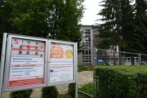 Stredná zdravotnícka škola PB