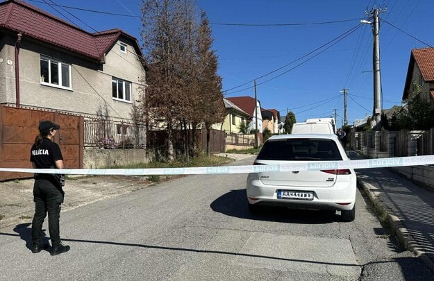 Ulicu uzavreli. (zdroj: LTS)
