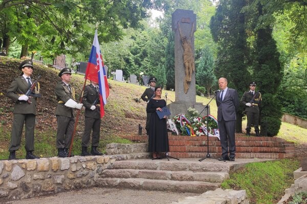 Cintorín pri príležitosti 111. výročia začiatku prvej svetovej vojny vysvätili.