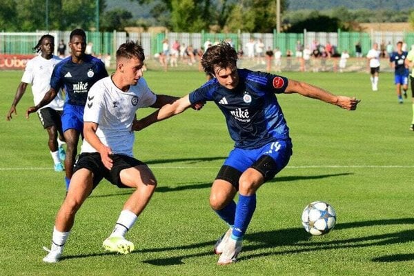 Zo zápasu Lehota - Slovan B