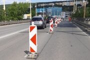 Po moste na Hlinkovej ulici sa pre jeho zlý technický stav jazdí od 1. augusta iba v dvoch jazdných pruhoch namiesto štyroch.