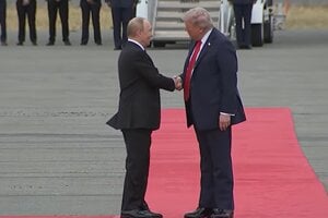 SME Minúta: Trump sa na Aljaške zvítal s Putinom, schôdzka bude vo formáte tri na tri