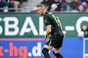 Na archívnej snímke slovenský futbalista v drese Wolfsburgu Denis Vavro počas zápasu 26. kola nemeckej Bundesligy FC Augsburg - VfL Wolfsburg.