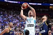 Luka Dončič v zápase Slovinsko - Bosna a Hercegovina.