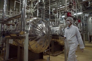 Irán po júnovej leteckej vojne s Izraelom pozastavil spoluprácu s MAAE.