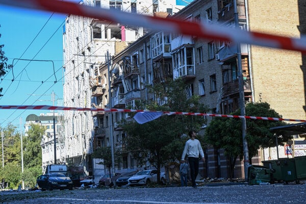 SME Minúta: Rusko útočilo v Dnepropetrovskej oblasti, explózie hlásia z Dnipra a Pavlohradu