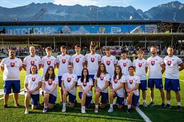 Reprezentácia Slovenska do 15 rokov vo flag futbale získala striebro na ME. 