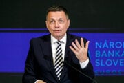 Guvernér NBS Peter Kažimír.