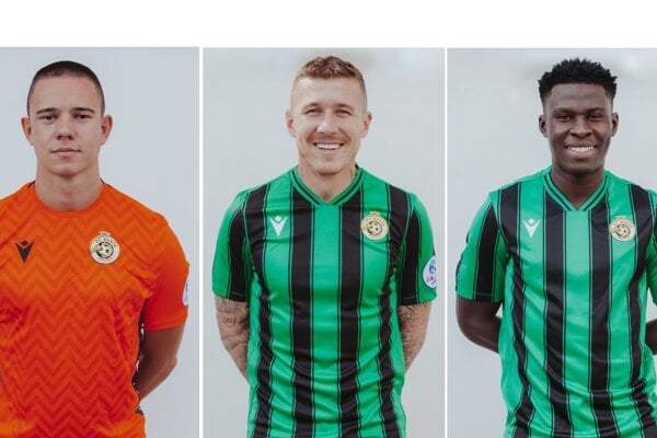 Trojica zranených hráčov FC Baník Prievidza (zľava): Alex Čulák, Juraj Kucka, Lamin Sambou.
