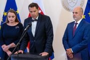 Prezidentka Konfederácie odborových zväzov Monika Uhlerová, prezident Asociácie zamestnávateľských zväzov a združení Rastislav Machunka a 1. viceprezident Republikovej únie zamestnávateľov Mário Lelovský