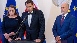 Rozpočet spustil ostrú výmenu názorov, odbory nevylučujú protesty