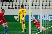 Momentka zo zápasu Faerské ostrovy - Česko.