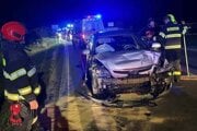 Dopravná nehoda medzi Prievidzou a Nedožermi-Brezanmi.