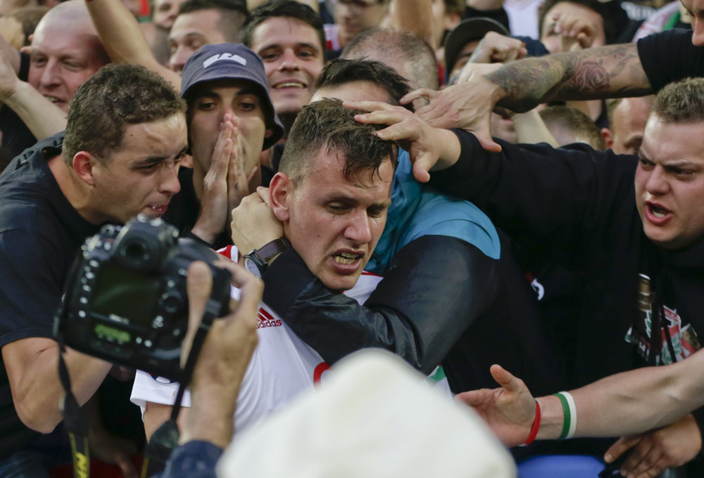 Szalai dal úvodný gól Maďarska na šampionáte, na ktorom si získali sympatie celého futbalového sveta.