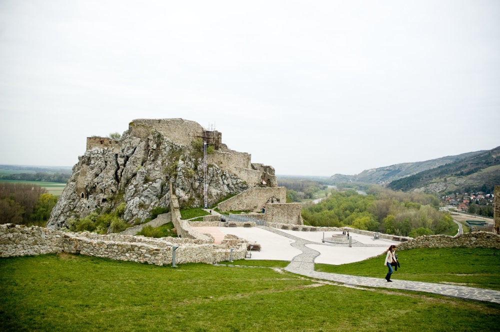 Devín má rovnakú rozlohu ako Bratislavský hrad. 