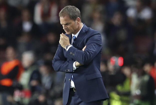 Frank de Boer bol po zápase právom sklamaný.